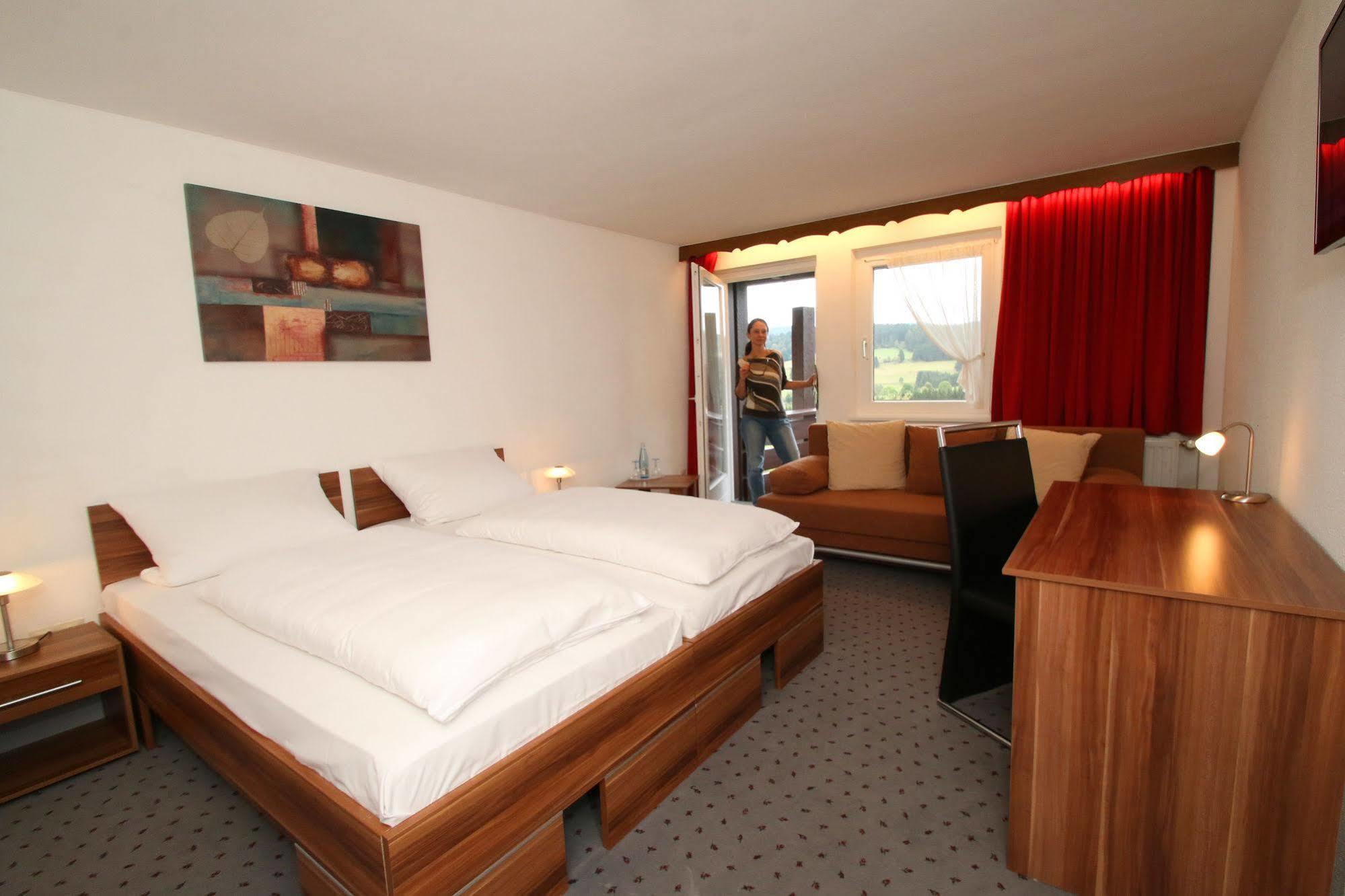 Hotel Landgasthof Adler Altenrond Екстериор снимка