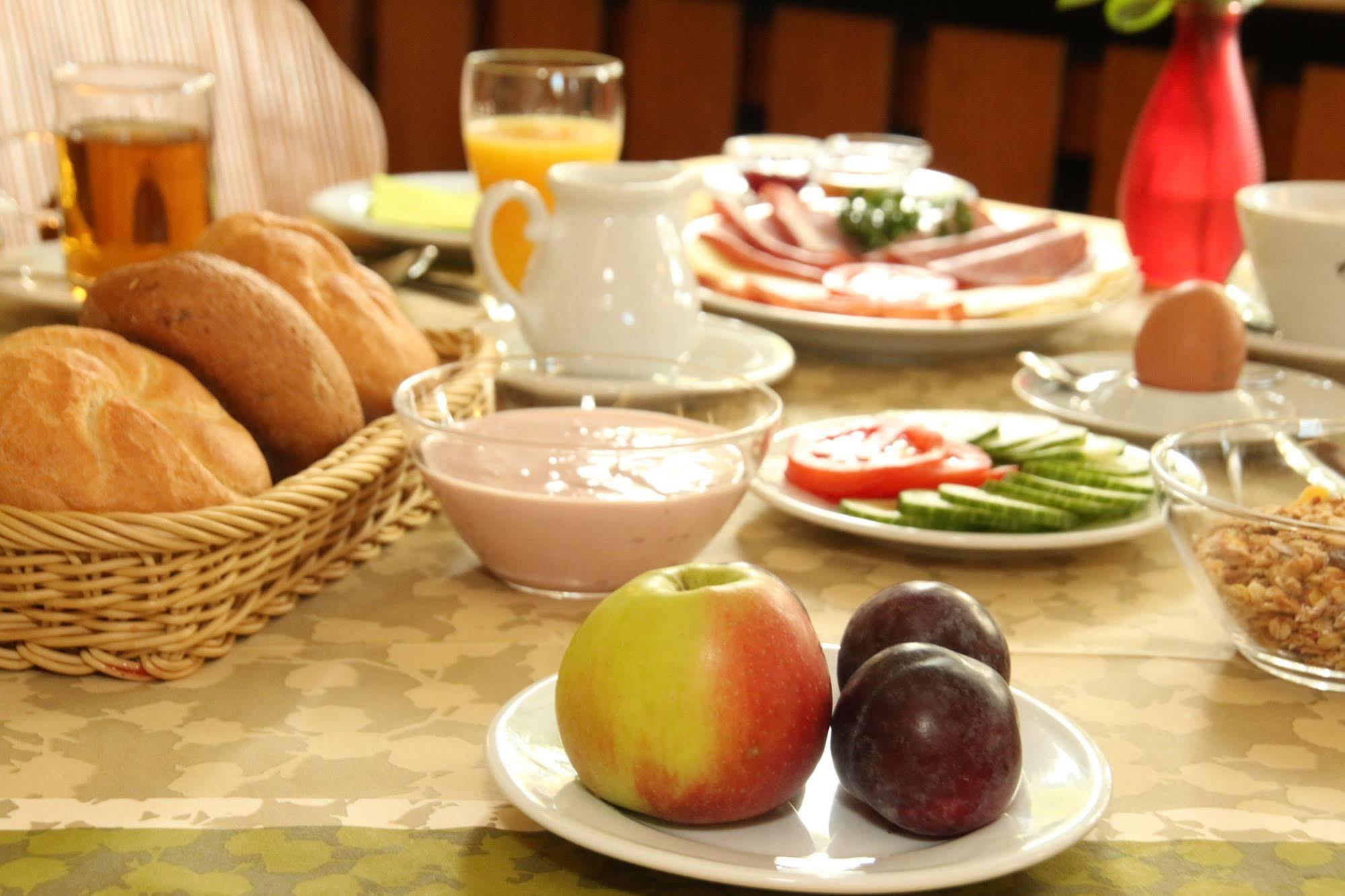 Hotel Landgasthof Adler Altenrond Екстериор снимка