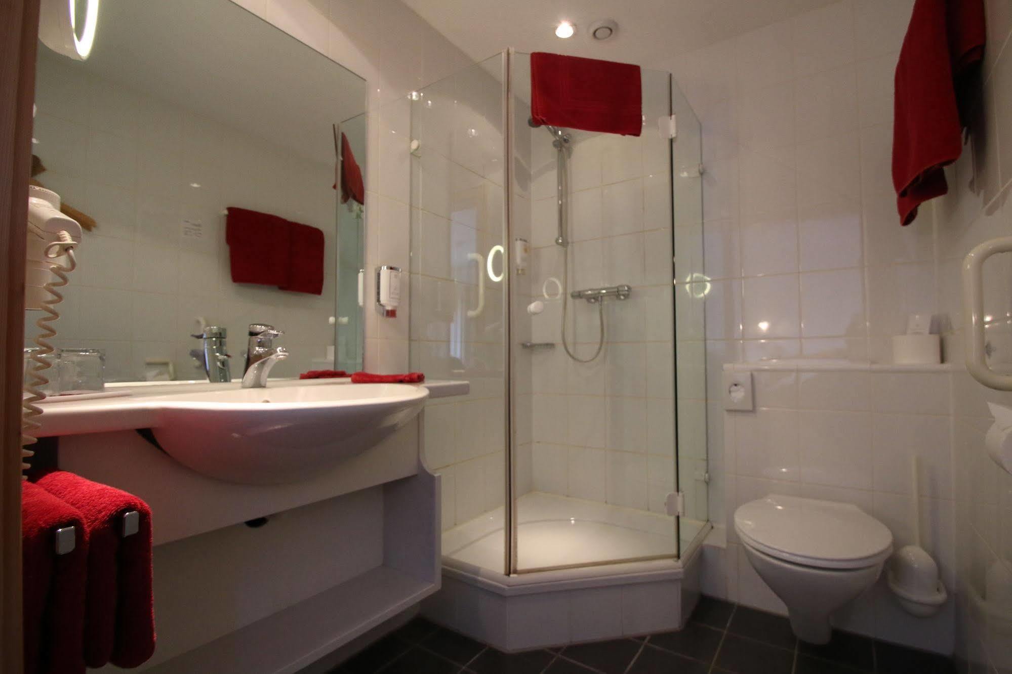 Hotel Landgasthof Adler Altenrond Екстериор снимка